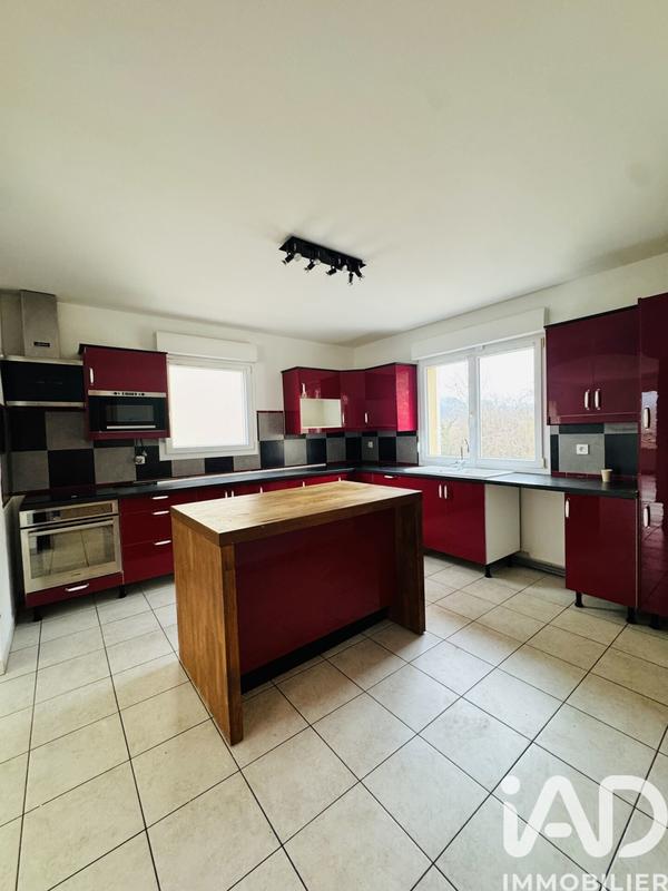 Maison - 140 m² - 6 pièces