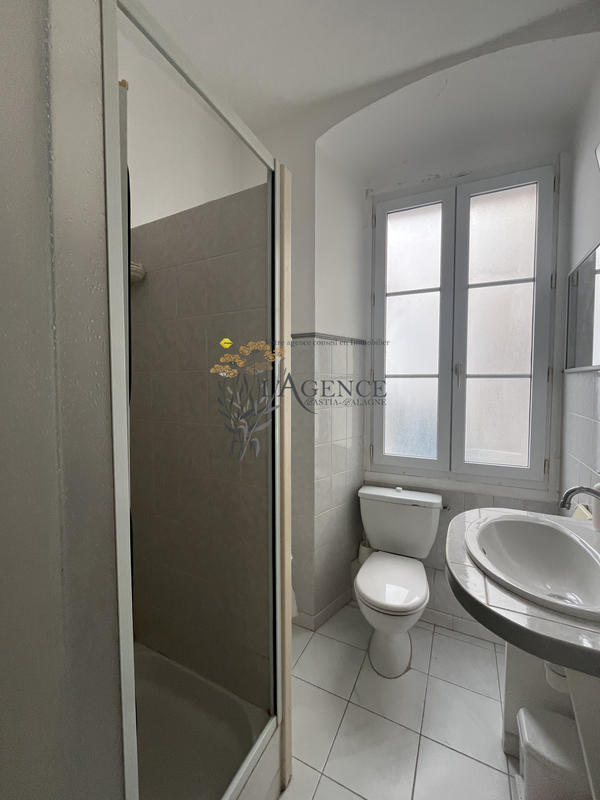 Appartement - 81 m² - 3 pièces