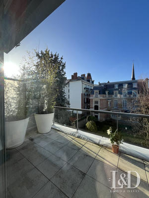 Appartement - 183 m² - 7 pièces