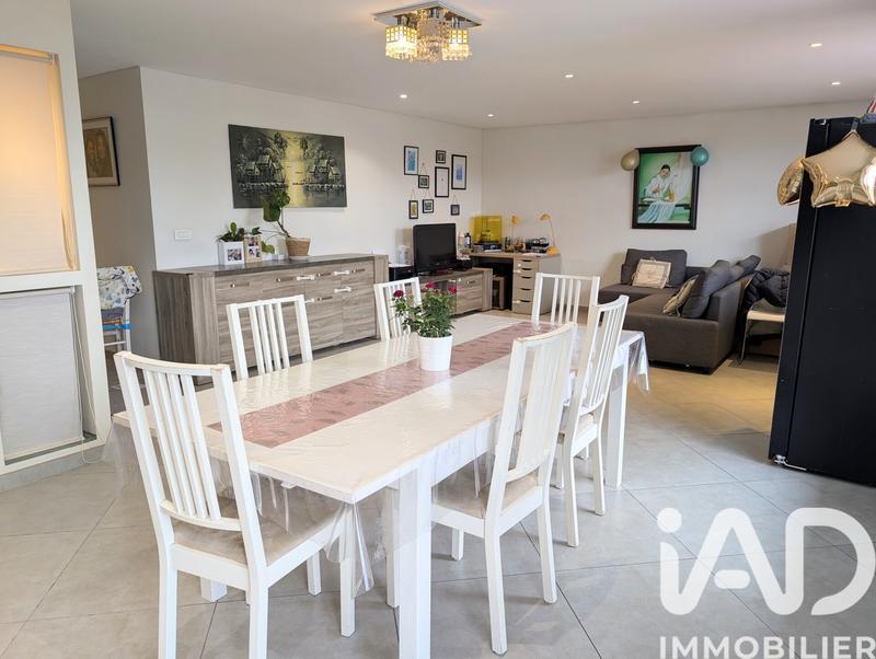 Appartement - 75 m² - 3 pièces