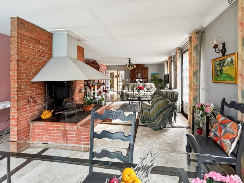 Maison - 175 m² - 6 pièces