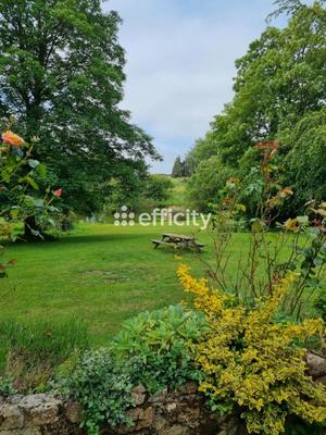 Maison - 170 m² - 7 pièces