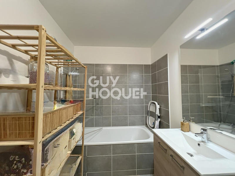 Appartement - 85 m² - 4 pièces