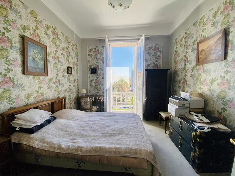 Maison - 200 m² - 6 pièces