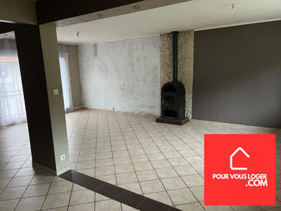 Maison - 90 m² - 5 pièces