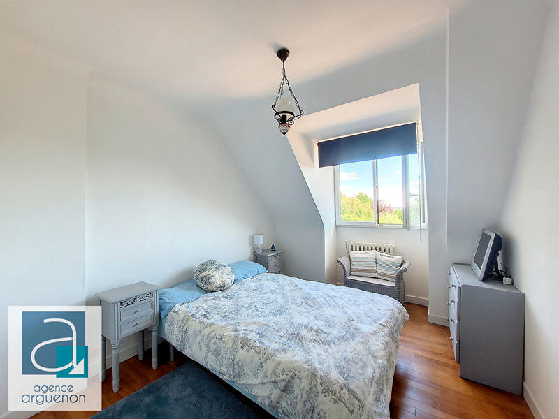 Maison - 129 m² - 8 pièces