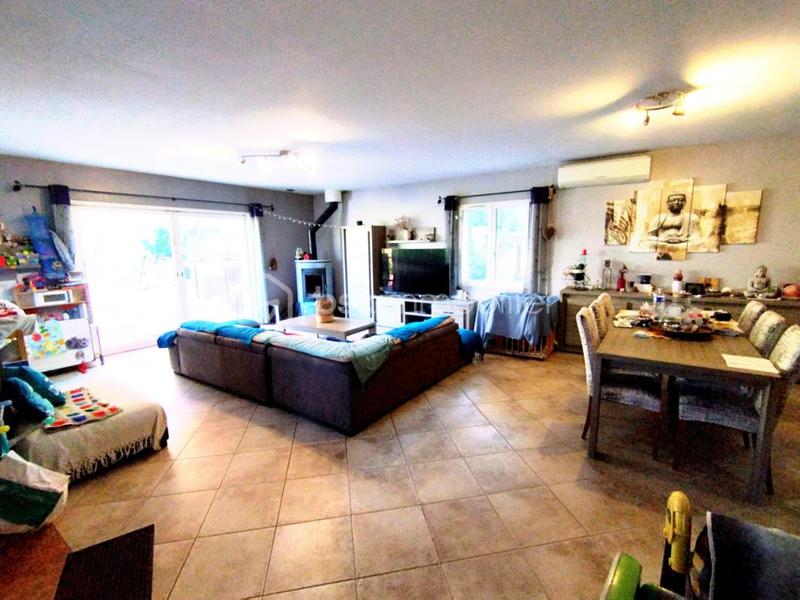 Villa - 145 m² - 6 pièces