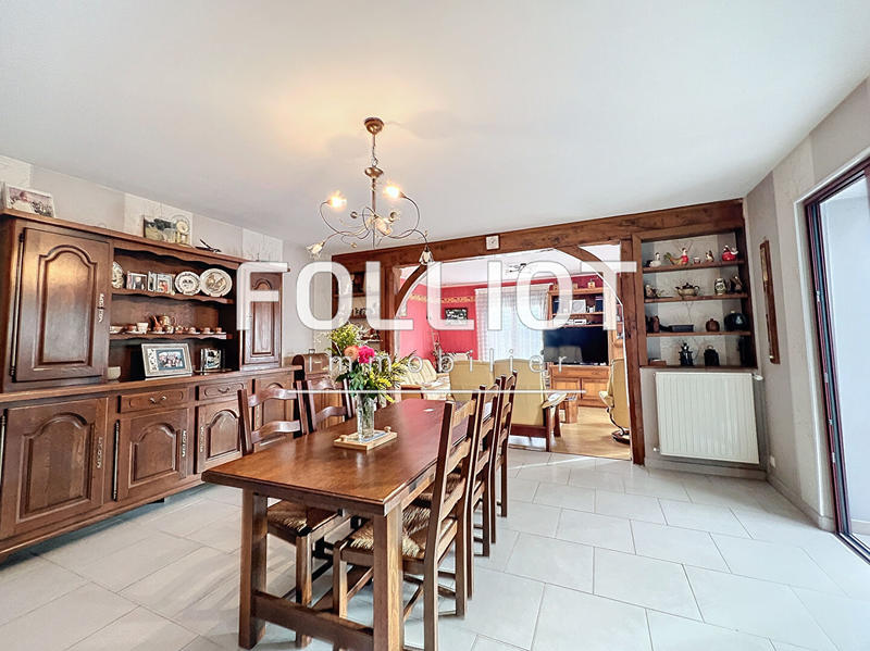 Maison - 141 m² - 6 pièces