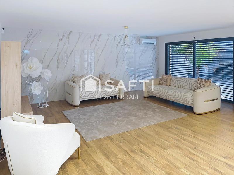 Villa - 220 m² - 6 pièces