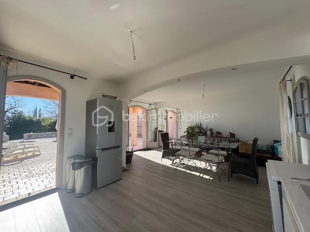 Maison - 145 m² - 5 pièces