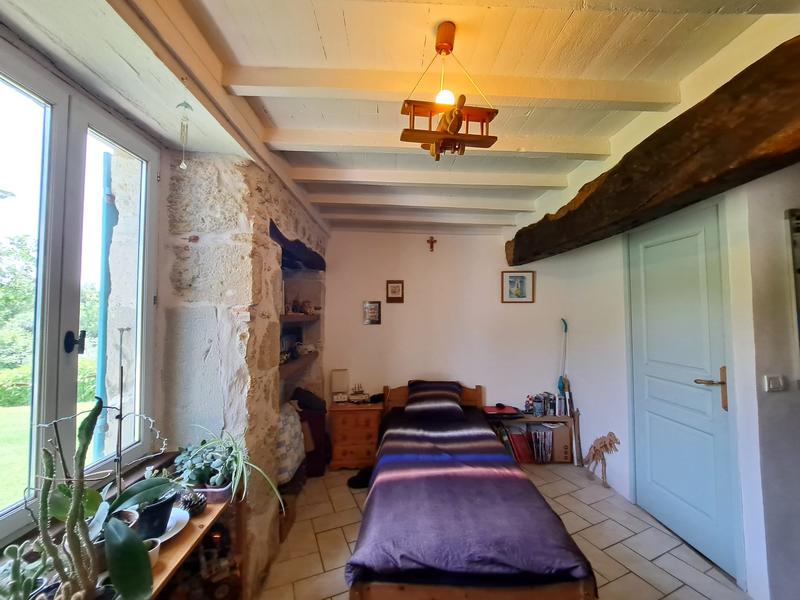 Maison - 550 m² - 16 pièces