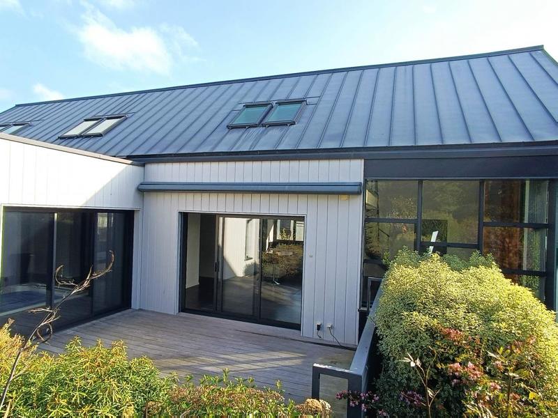 Maison - 200 m² - 5 pièces