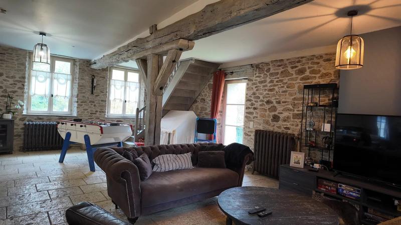 Maison - 545 m² - 13 pièces