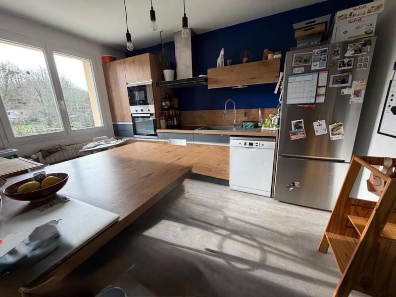 Maison traditionnelle - 145 m² - 6 pièces