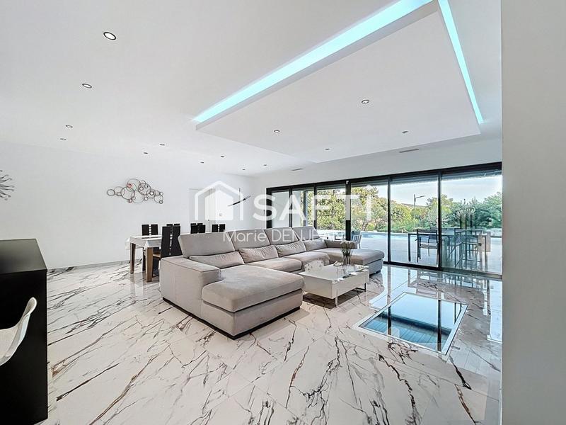 Maison - 135 m² - 5 pièces