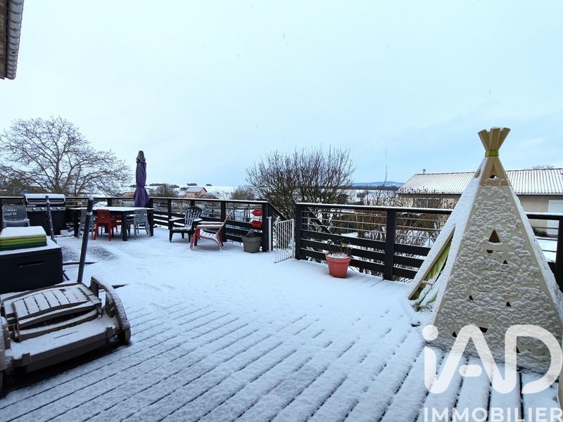 Maison - 203 m² - 8 pièces