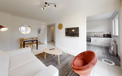 Appartement - 81 m² - 5 pièces