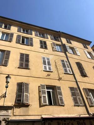 Fonds de commerce - 240 m²