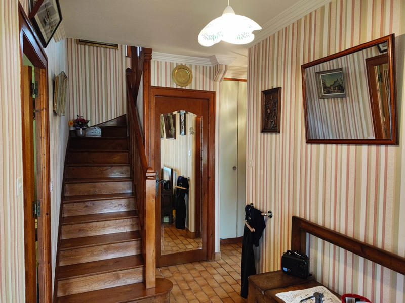 Maison - 127 m² - 7 pièces