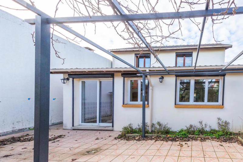 Maison - 133 m² - 6 pièces