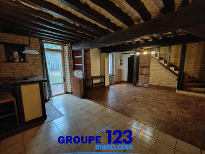 Maison - 102 m² - 4 pièces