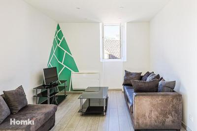 Immeuble - 122 m² - 9 pièces