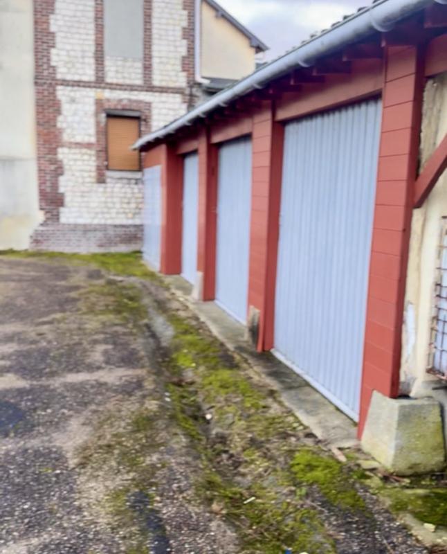 Parking / Garage - 500 m²