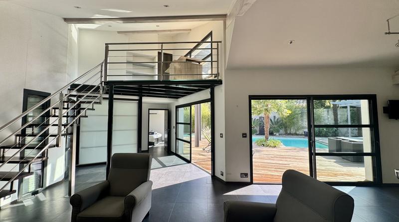 Maison d'architecte - 136 m² - 5 pièces