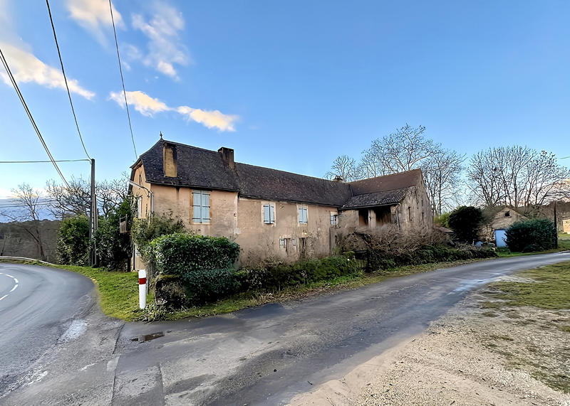 Maison - 198 m² - 8 pièces