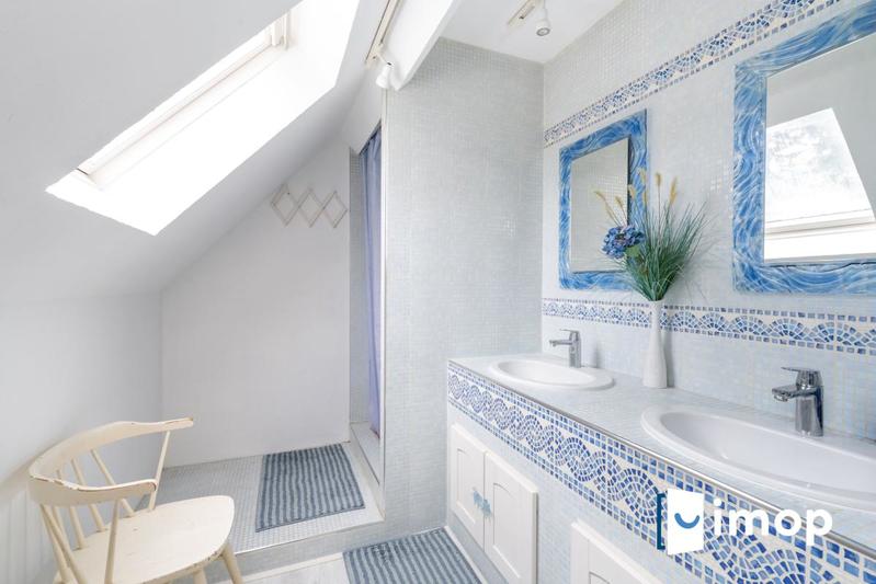 Maison - 136 m² - 5 pièces