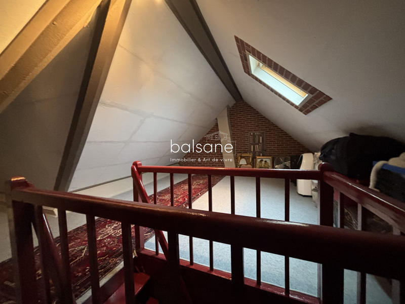 Maison - 180 m² - 8 pièces