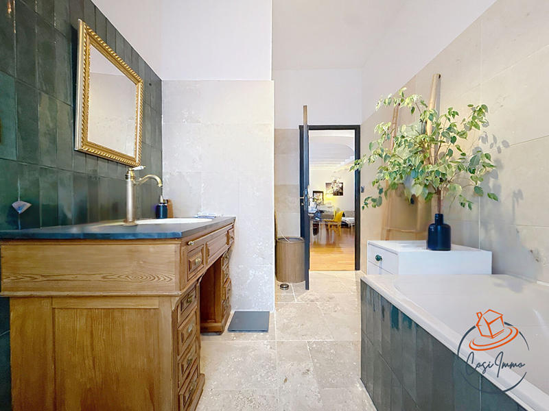 Appartement - 110 m² - 4 pièces