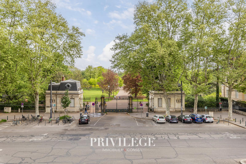 Appartement - 163 m² - 6 pièces