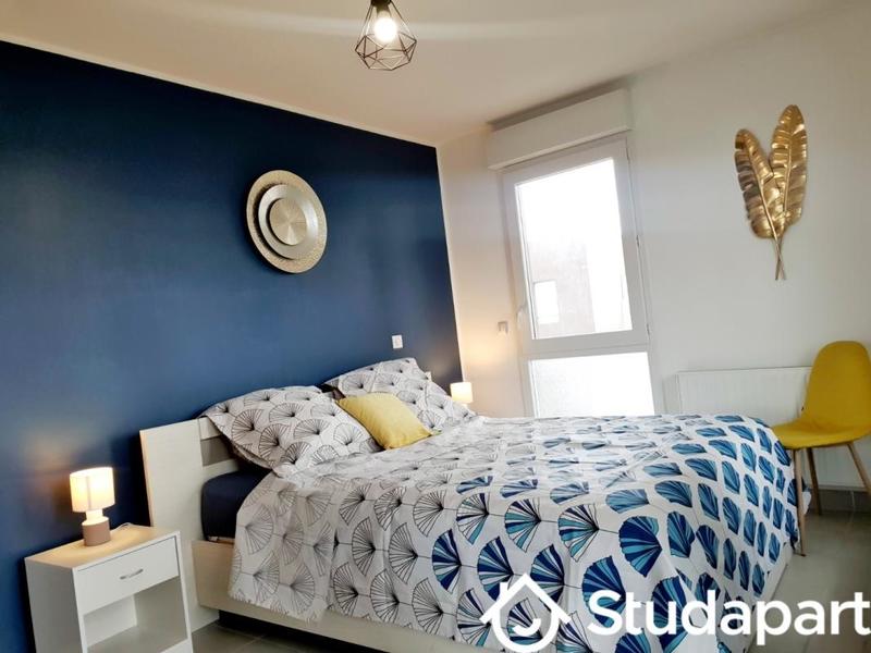 Chambre - 11 m² - 1 pièce