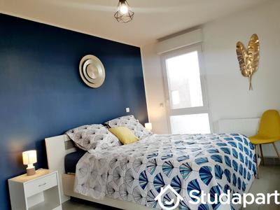 Chambre - 11 m² - 1 pièce