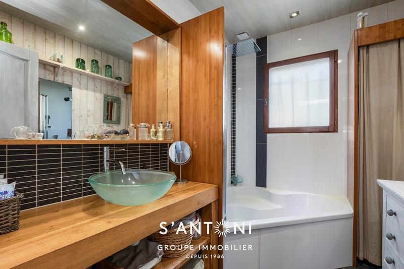 Maison - 98 m² - 4 pièces