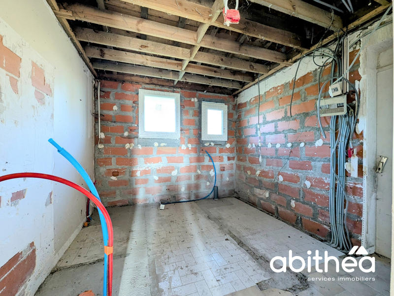 Maison - 110 m² - 1 pièce