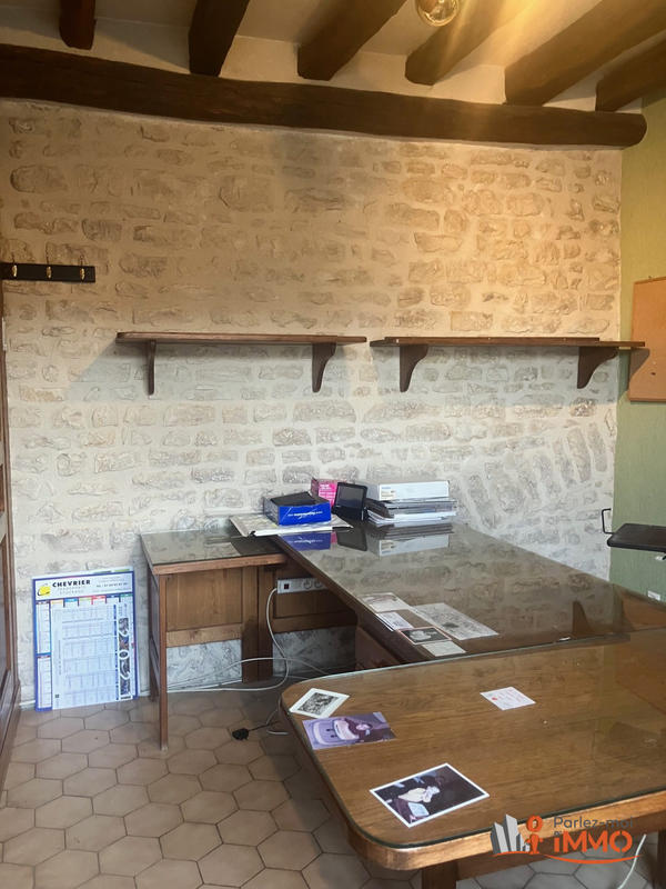 Maison - 187 m² - 8 pièces