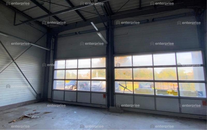 Local commercial - 330 m²