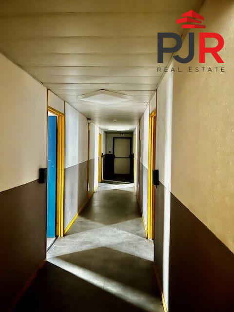 Local commercial - 900 m²