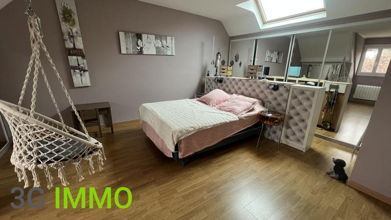 Maison traditionnelle - 170 m² - 7 pièces