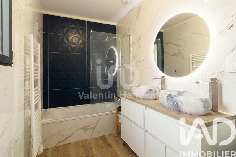 Maison - 142 m² - 7 pièces