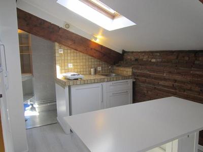 Studio - 14 m² - 1 pièce