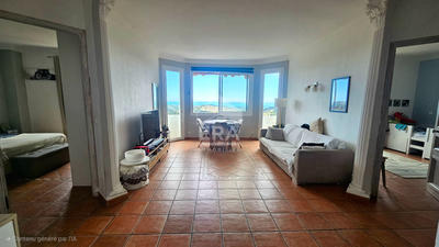 Appartement - 98 m² - 4 pièces