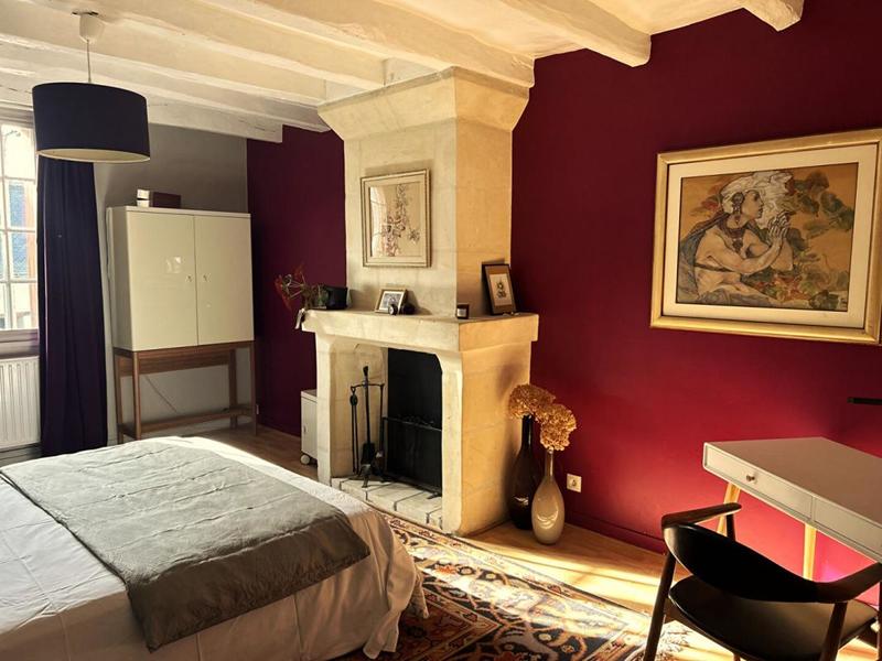 Maison - 260 m² - 10 pièces