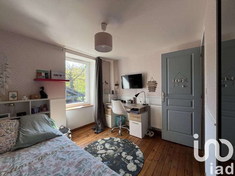 Maison - 176 m² - 9 pièces