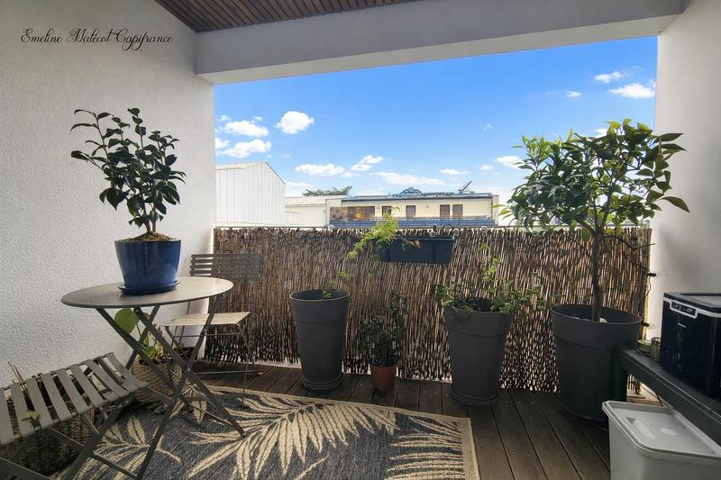 Appartement - 96 m² - 4 pièces