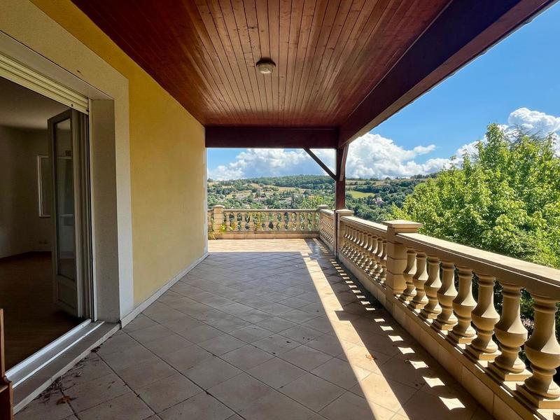 Appartement - 127 m² - 4 pièces