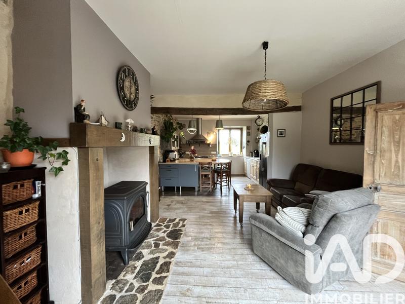 Maison - 140 m² - 5 pièces