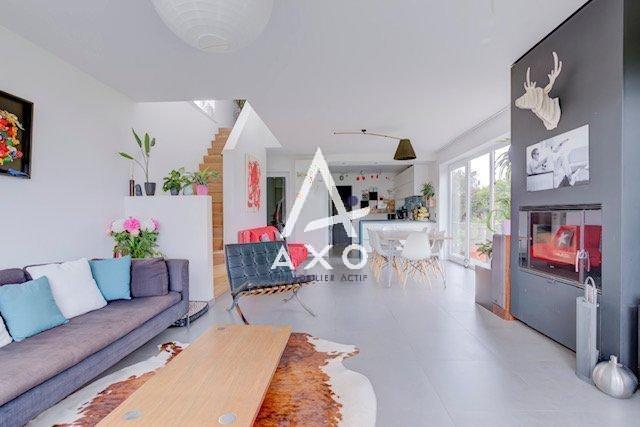 Maison - 175 m² - 6 pièces